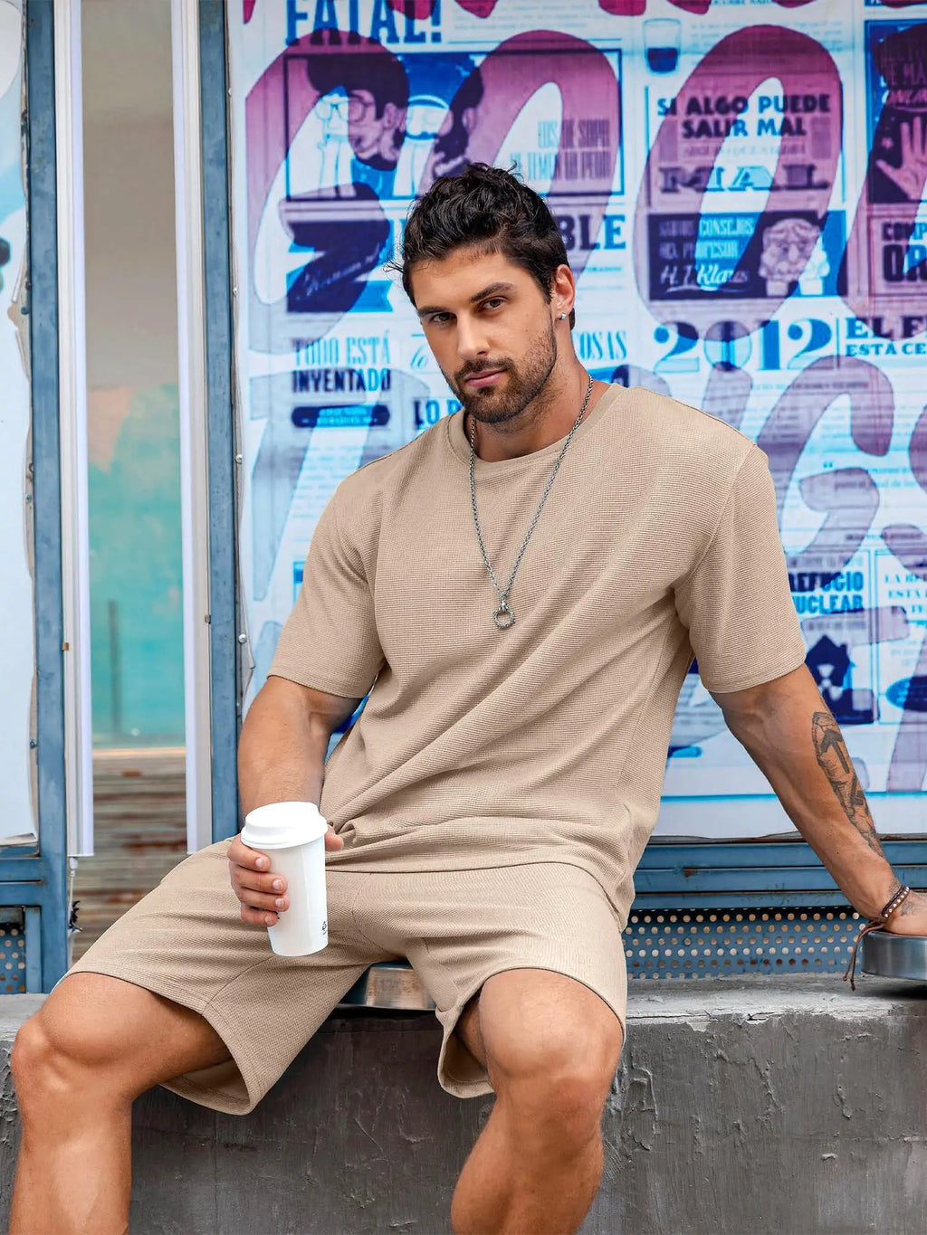 New Men's Round Neck Short Sleeve Shorts Suit Fashionable And Simple For Outdoor Activities And Daily Wear Two-piece Set